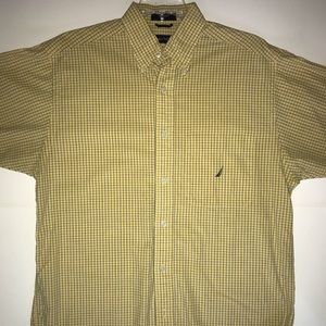 Men’s Small short sleeve button up